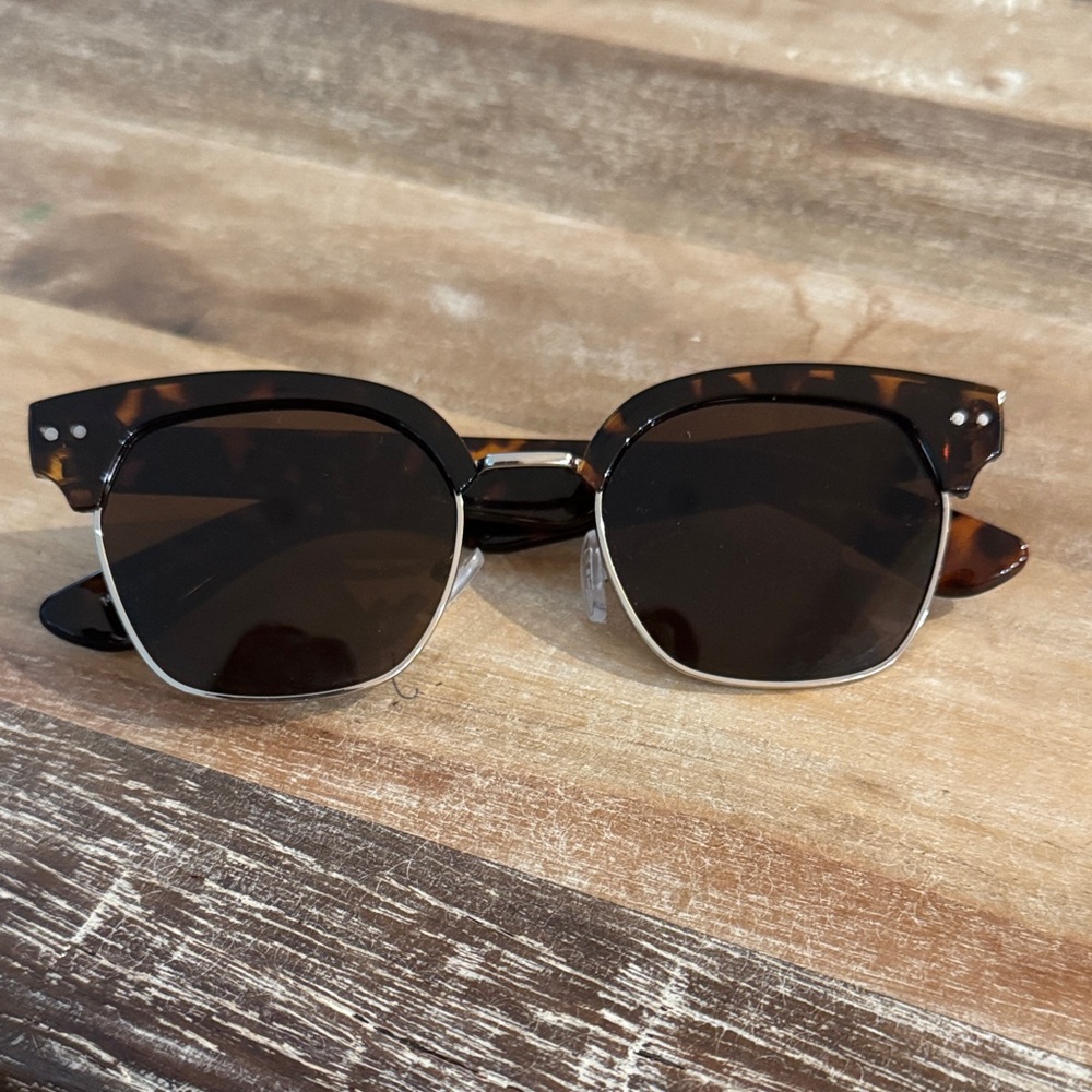I SEA square tort sunglasses